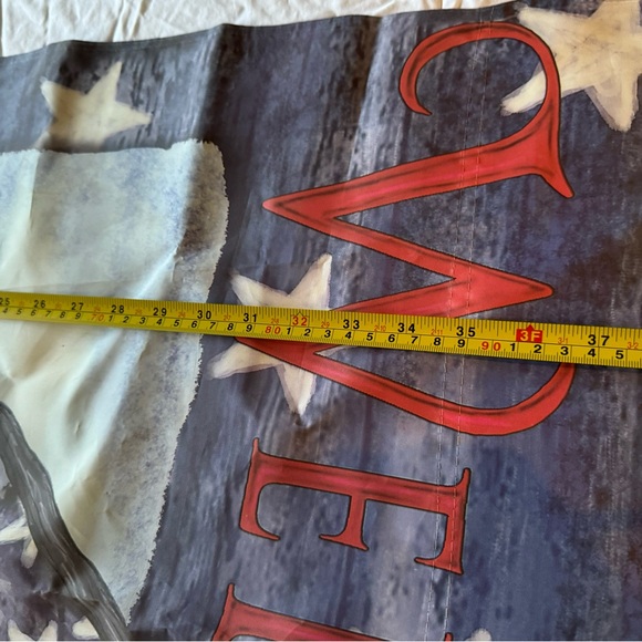 5 Seasonal Outdoor Flags - 2 Large + 3 Garden Size - Picture 8 of 11